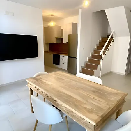 Casa Manfredi Terrazza Diomede Gasthuis