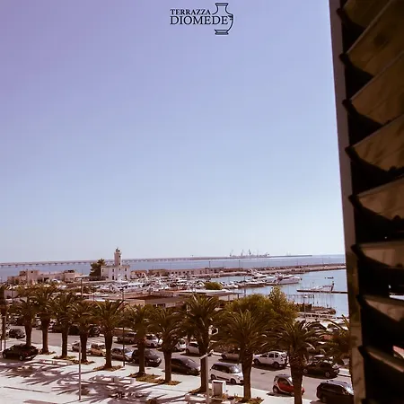 Casa Manfredi Terrazza Diomede Konukevi 4*