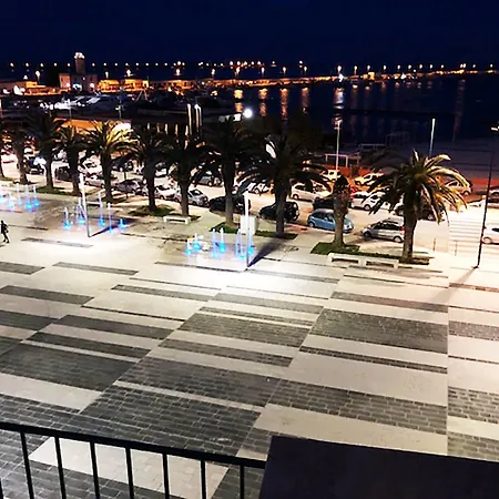 Terrazza Diomede- Manfredi Homes & Ferienhaus