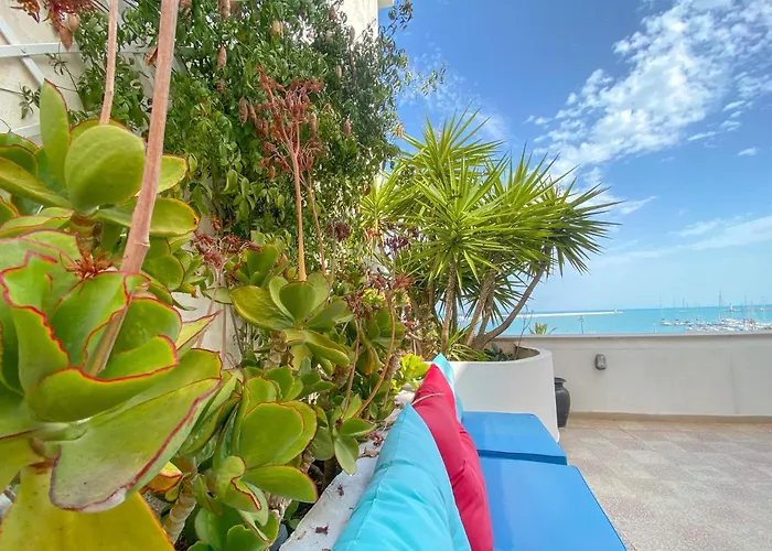 Casa Manfredi Terrazza Diomede 게스트하우스